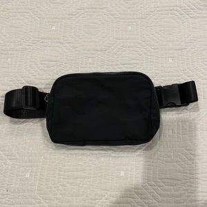 Fanny pack - very similar to LuLu.